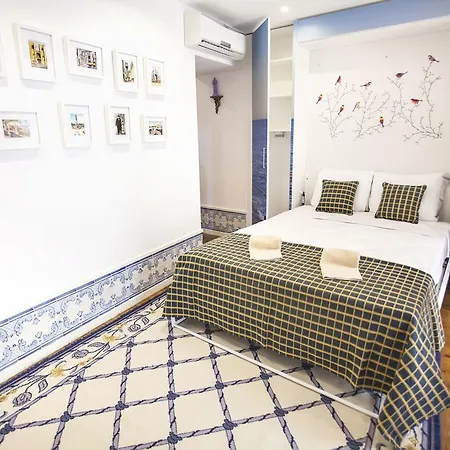 Апартаменты Typical Bairro Alto Лиссабон