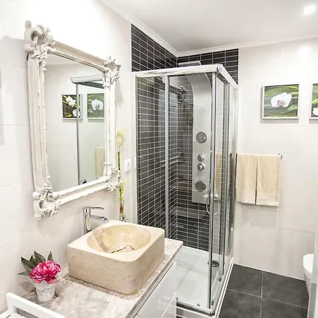 Апартаменты Typical Bairro Alto