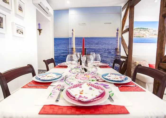 Typical Bairro Alto شقة Lisboa