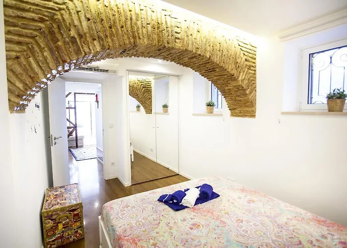 Typical Bairro Alto * Lisboa