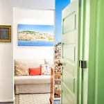 Typical Bairro Alto * Лісабон