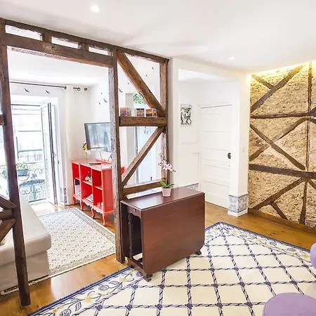Typical Bairro Alto Apartman